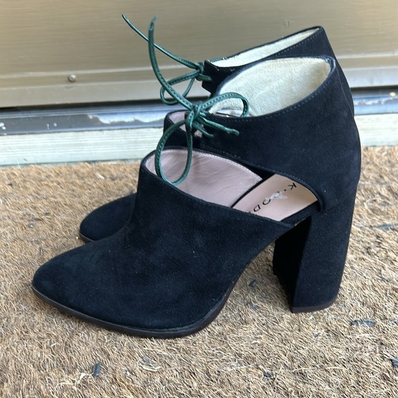 KK Dodds Suede Closed Toe Black Bohemian Heels Sz EU 37 Handmade in Italy - Picture 3 of 9